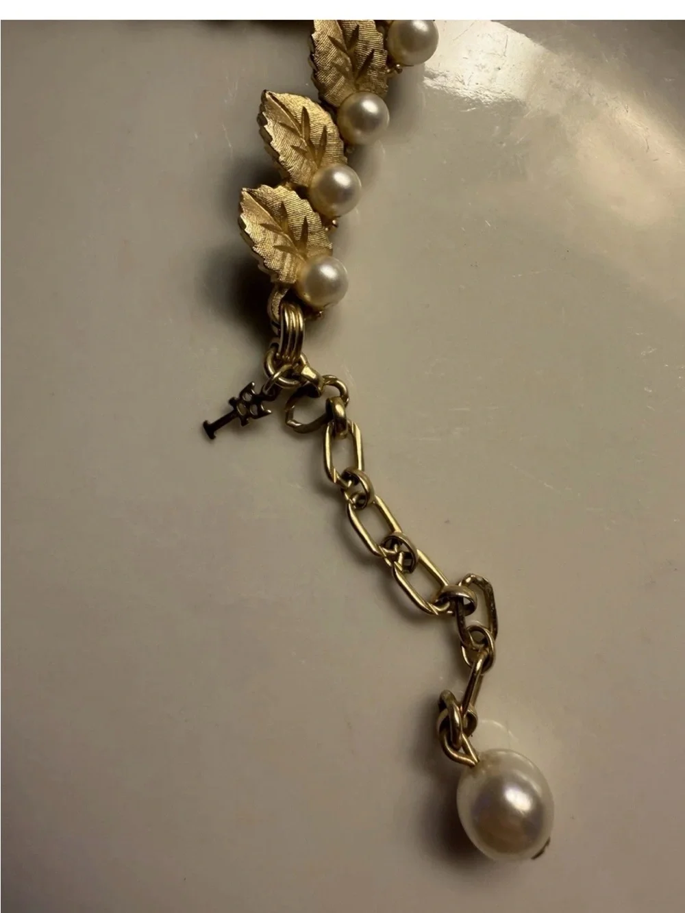 Vintage Trifari gold tone & faux pearl choker style necklace - rare